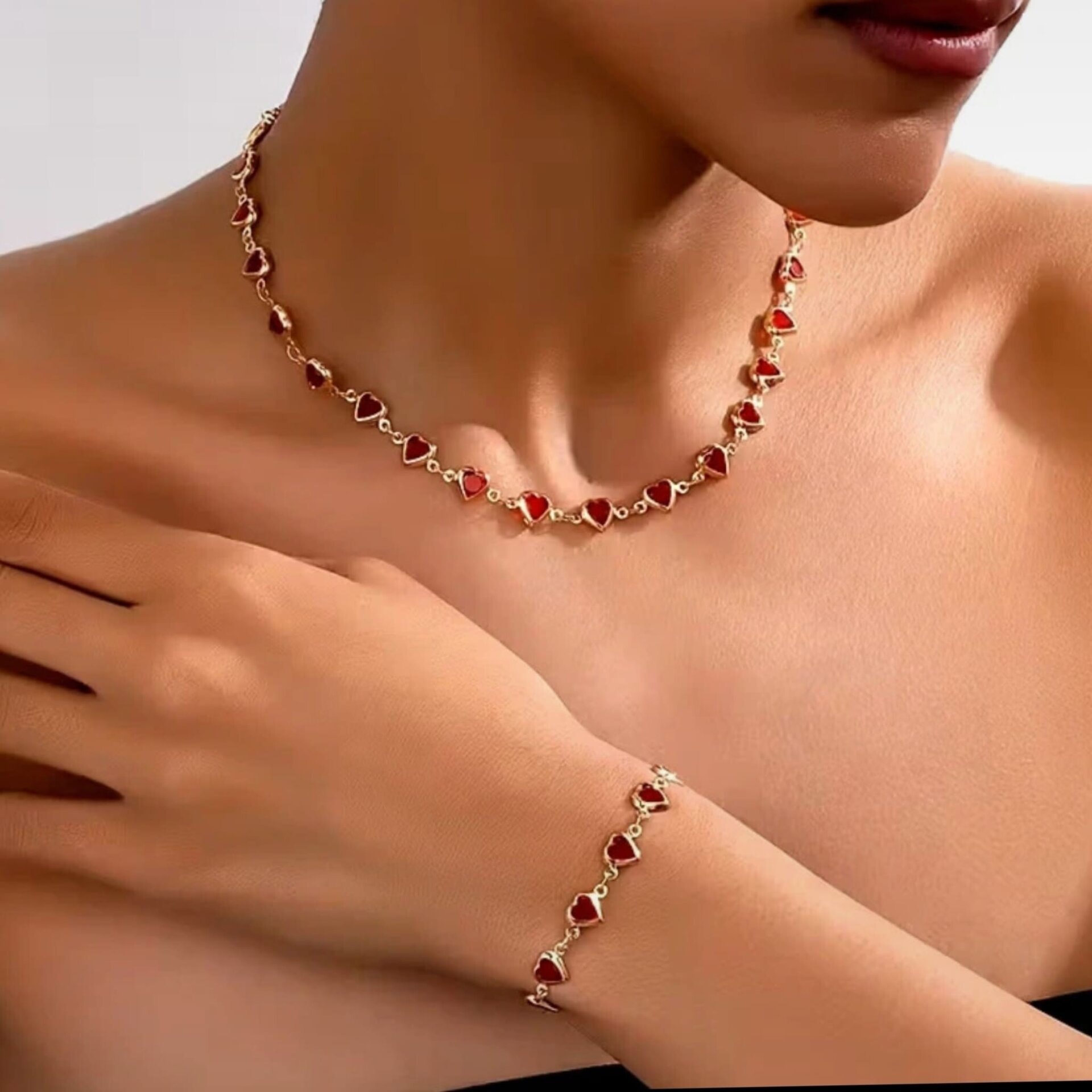 Collar Corazones Dorado Multicolor – Colección Amor Eterno (con pulsera a juego) - 6