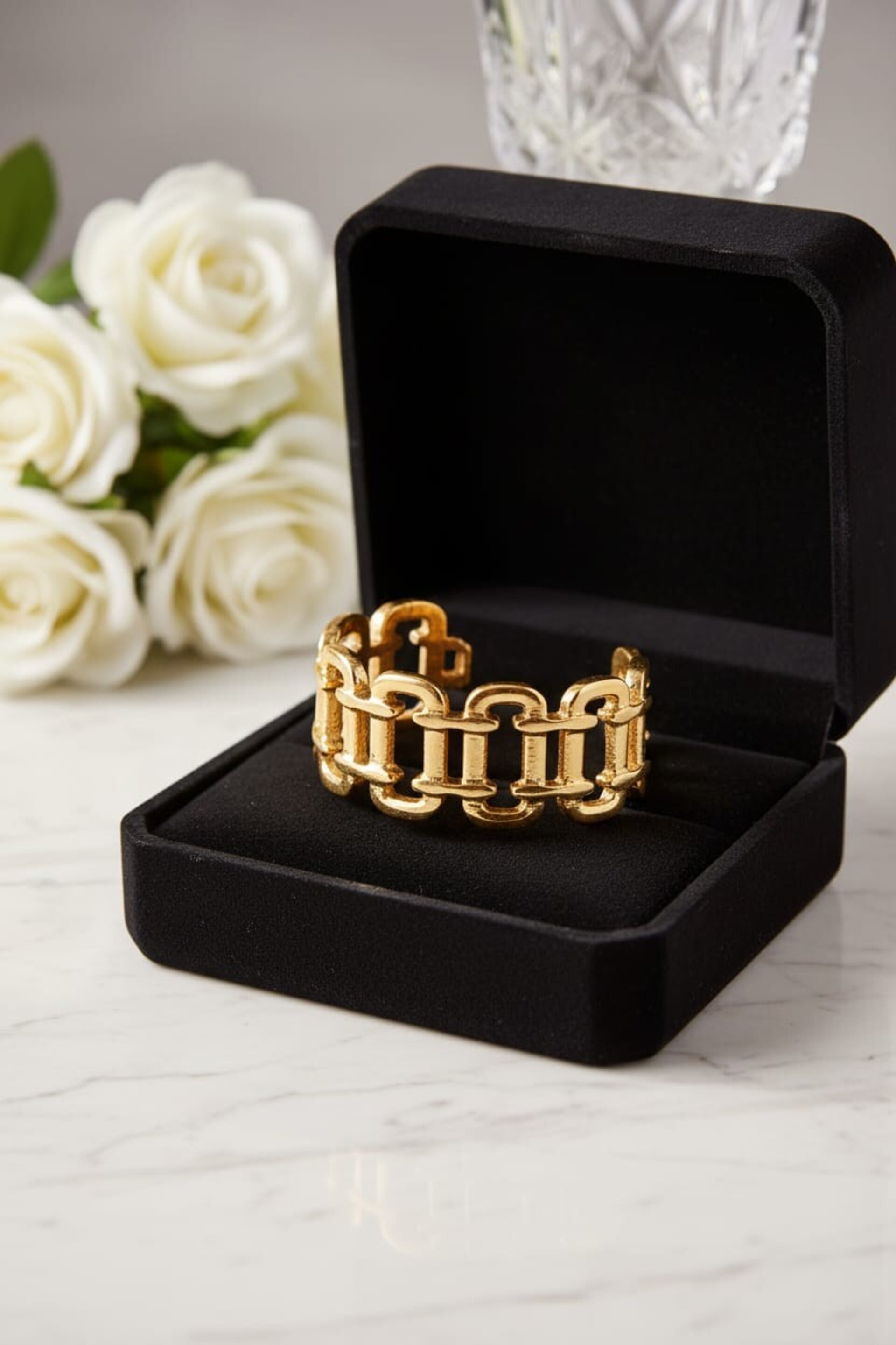 Anillo Cadena Dorada – Acero Quirúrgico - 2