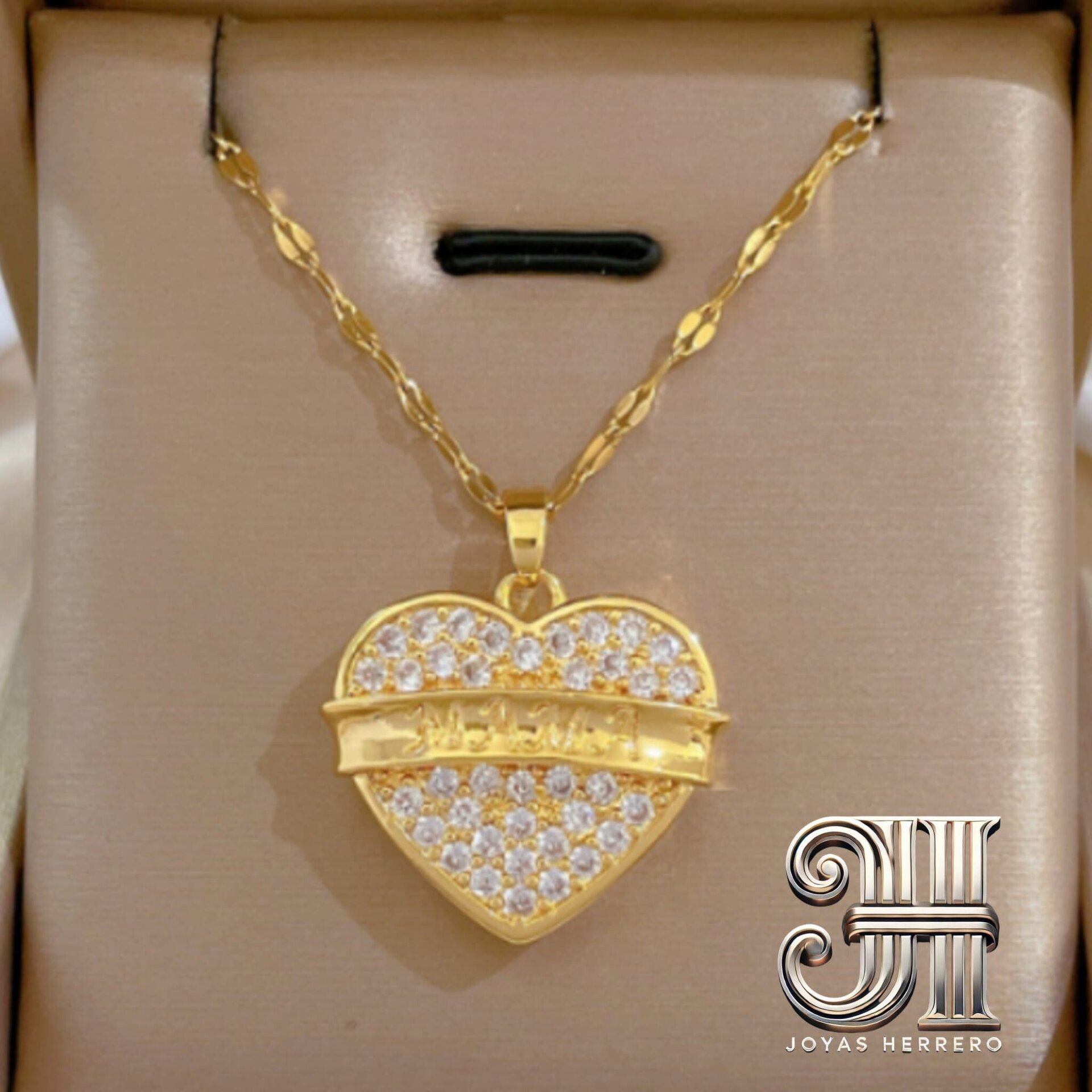 Colgante MAMA en Forma de Corazón Con Brillantes- Acero Dorado - 6