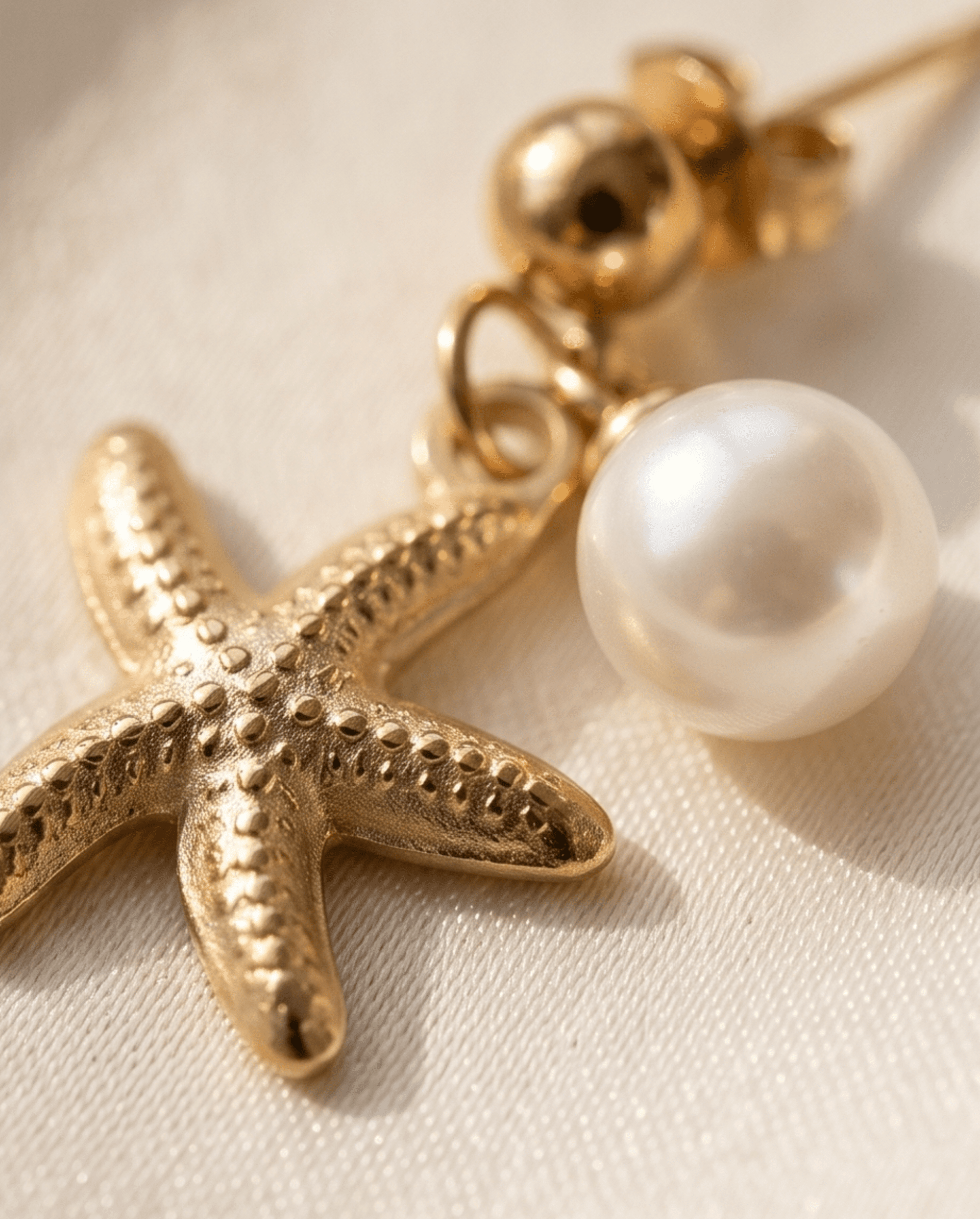 Pendientes Estrella de Mar con Perlas – Elegancia playera en oro - 2