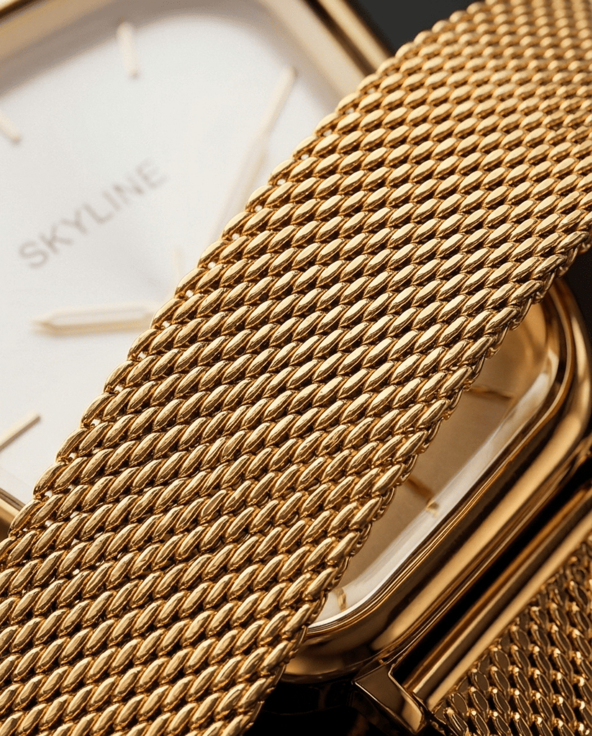 Reloj Skyline Cuadrado Oro con Malla Milanesa - Champang - 2