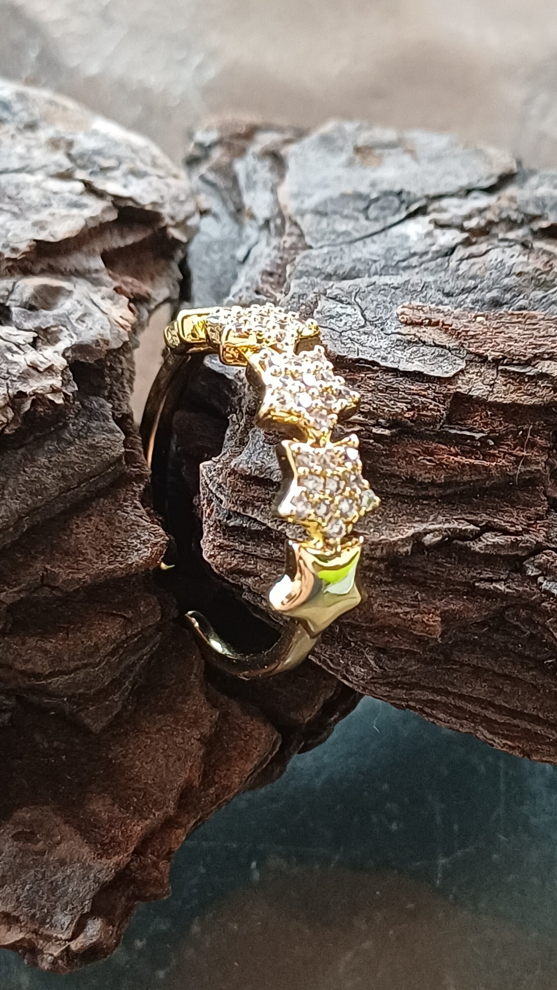 Anillo Estrella Eterna - Acero Dorado con Brillo Infinito - 3