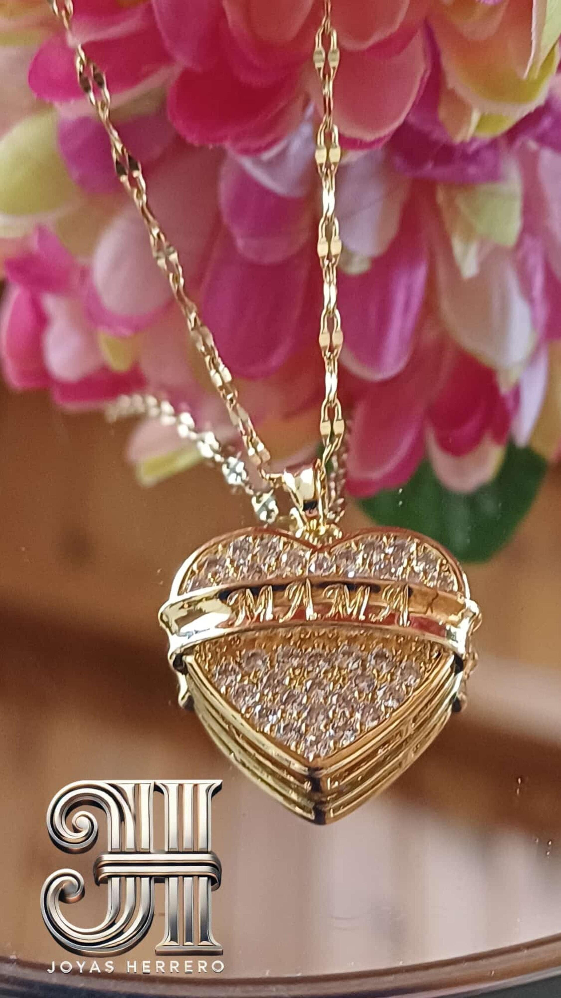 Colgante MAMA en Forma de Corazón Con Brillantes- Acero Dorado - 4