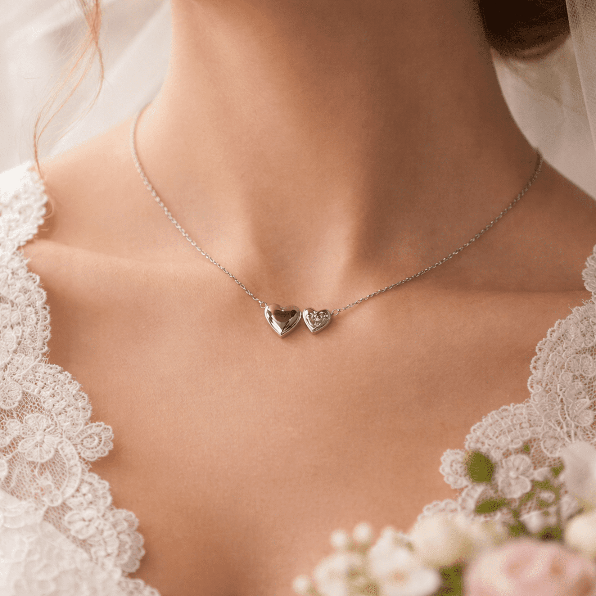 Twin Heart Shine – Collar Dos Corazones en Acero Quirúrgico 316L - 4