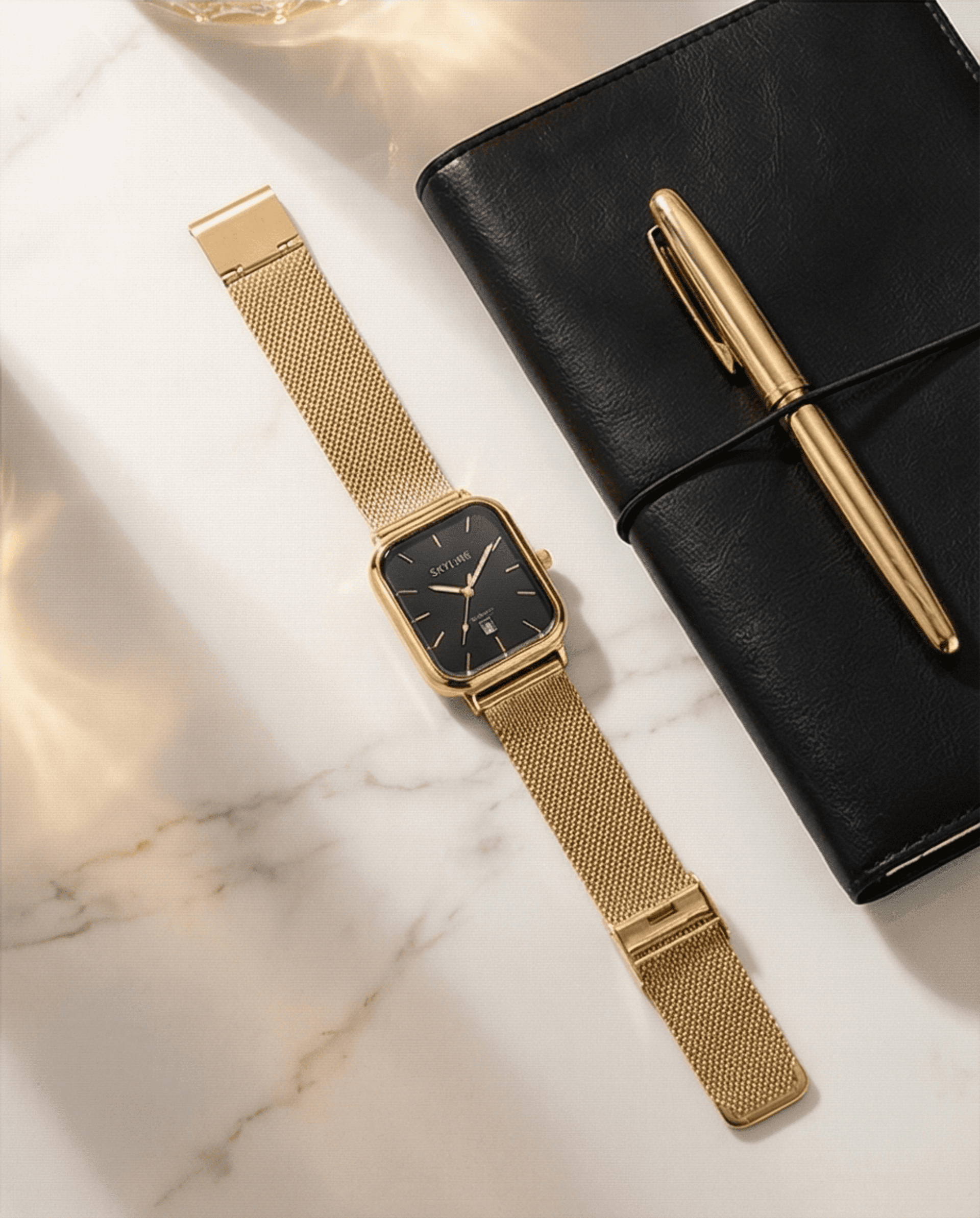 SKYLINE – Reloj de Acero Inoxidable Dorado con Esfera Negra - 3