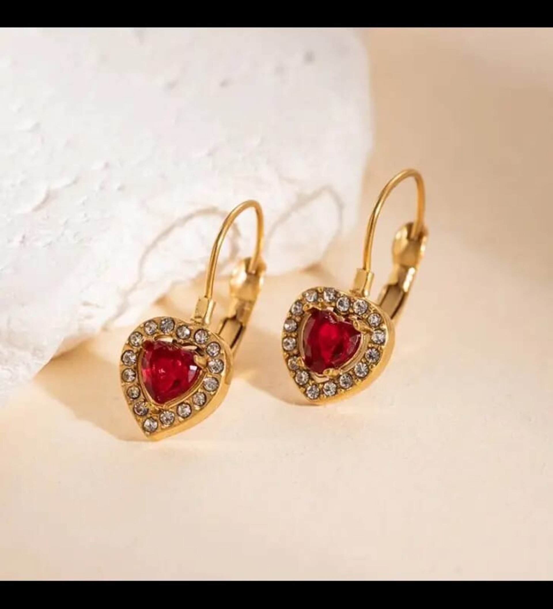 Pendientes Corazón Rubí – Amor que Brilla - 4