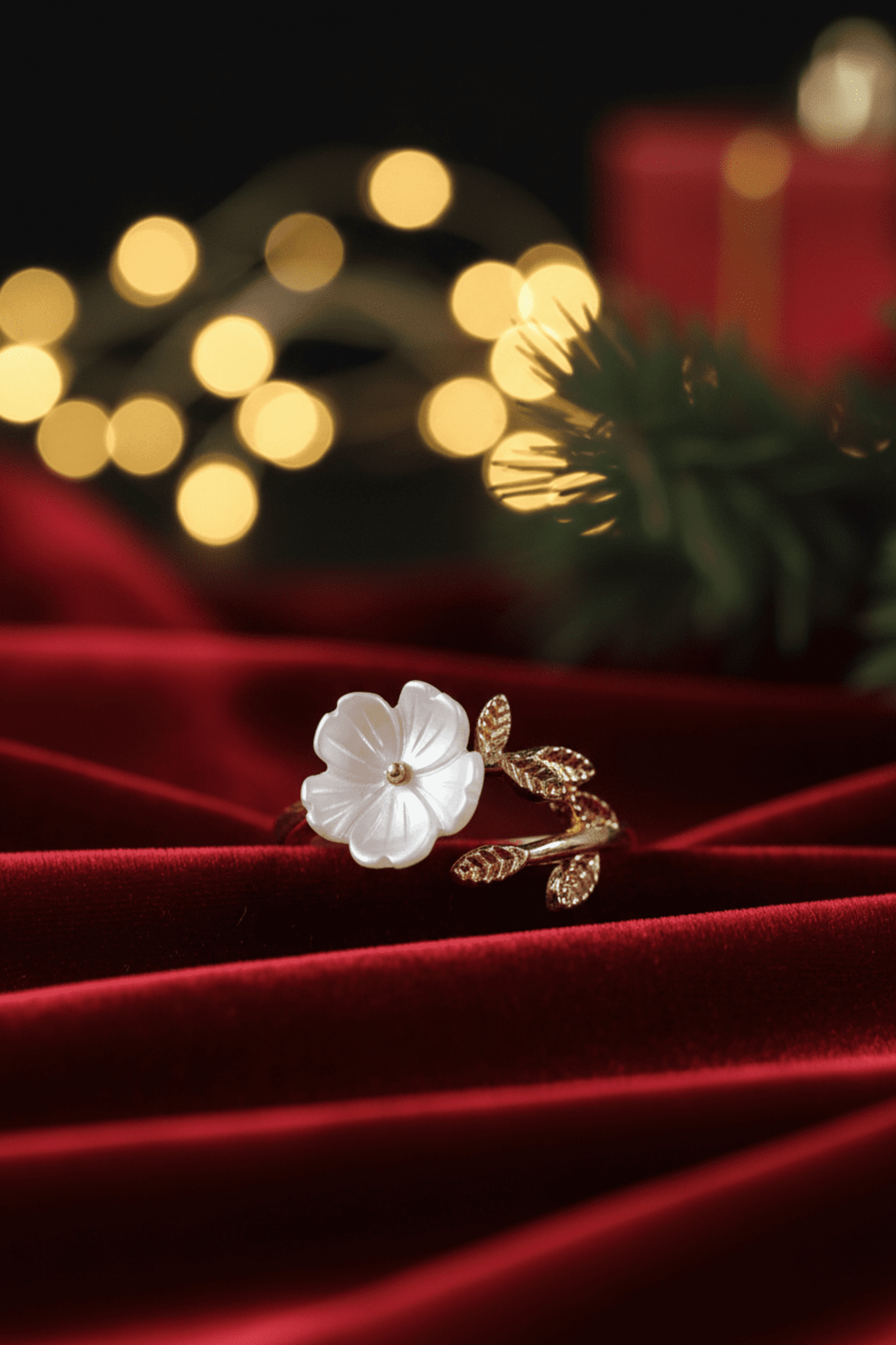 Anillo Flor de Nácar Selene – Acero Quirúrgico - 1