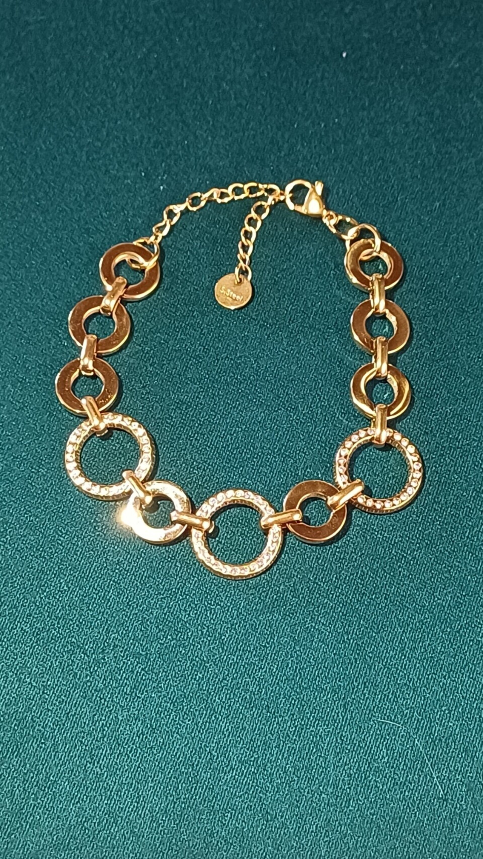 Pulsera Anaís de acero dorado con círculos brillantes - 5
