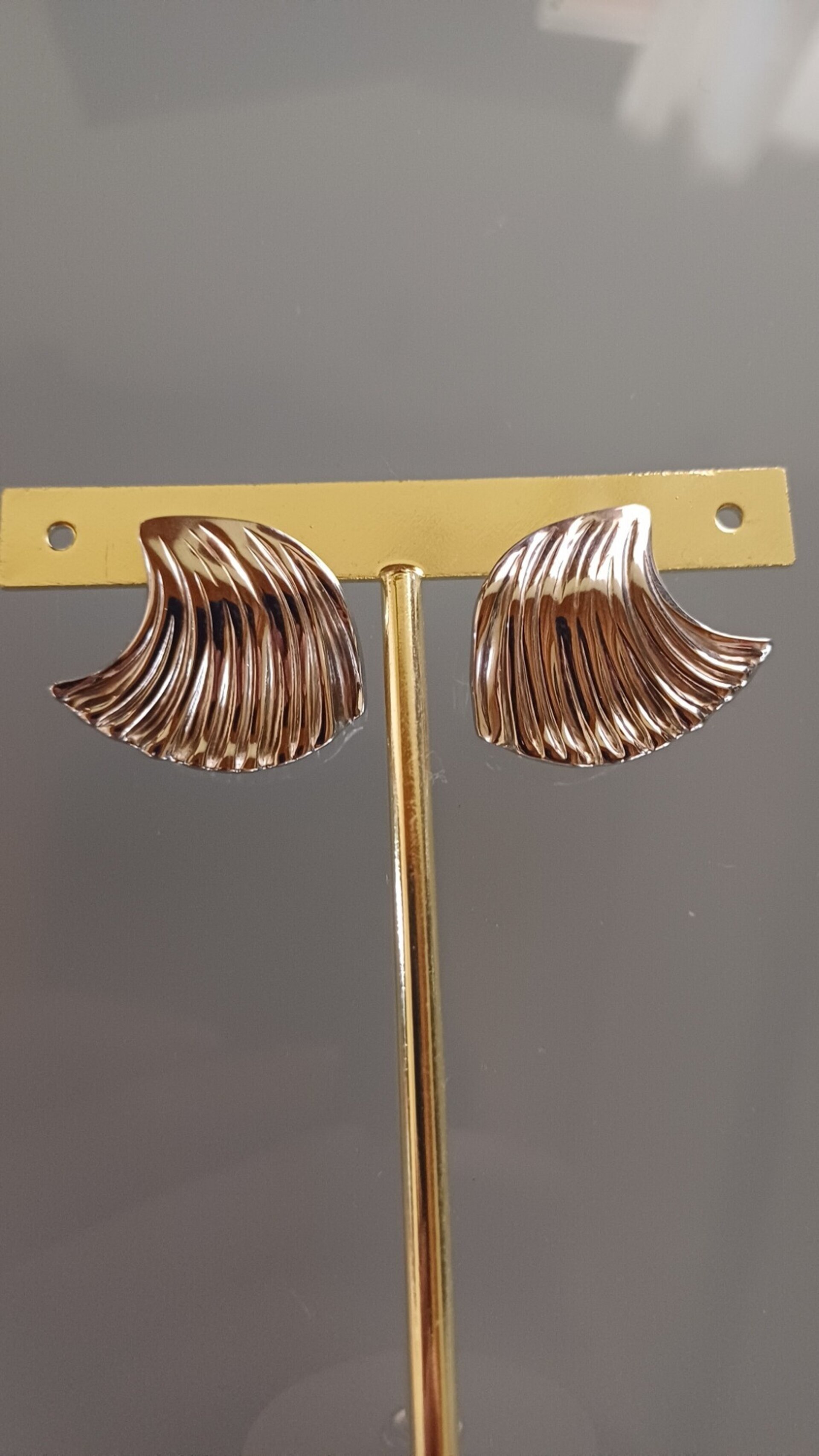 Pendientes de acero quirúrgico diseño abanico plaplateado | Modernos y elegantes - 2