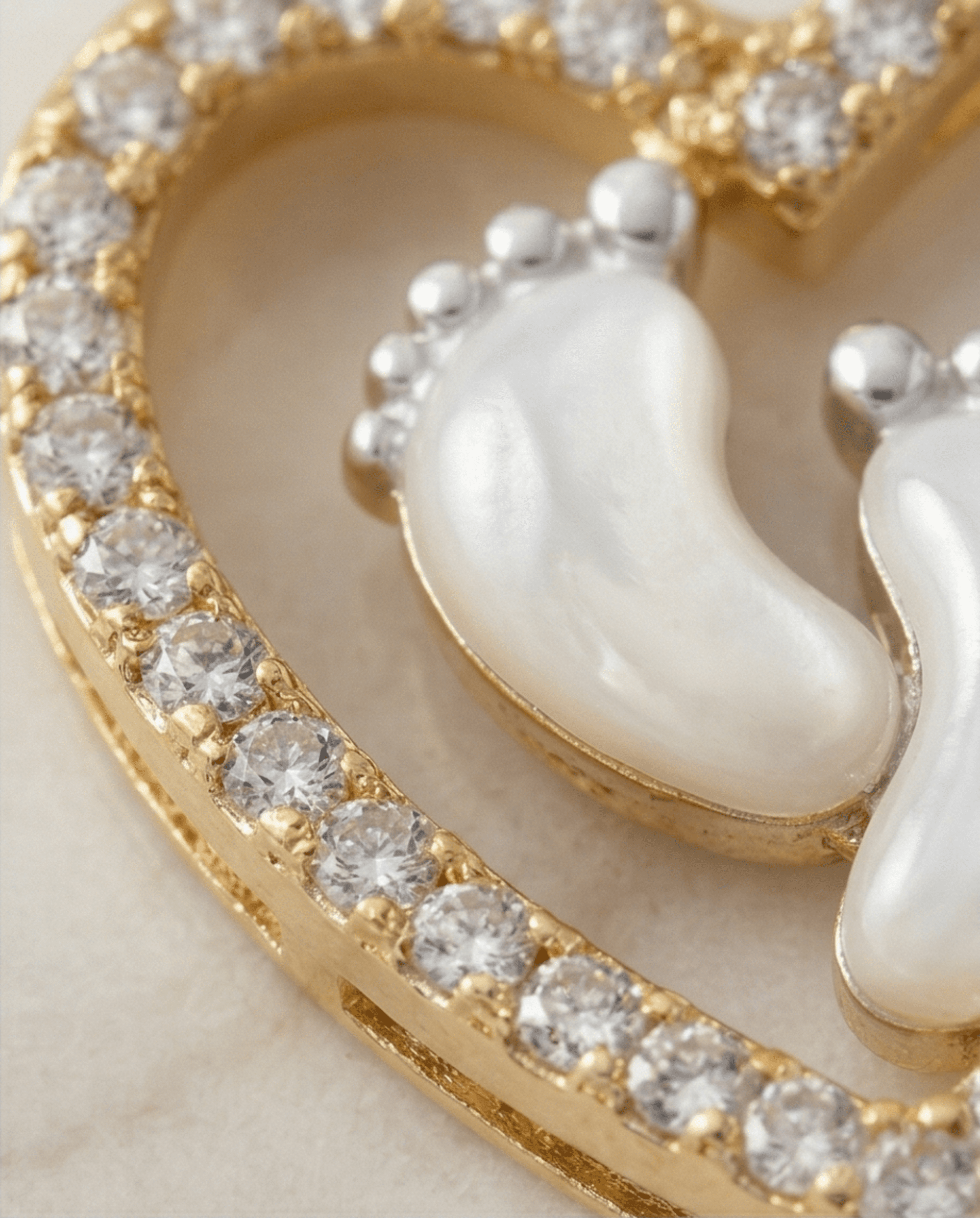 Corazón Babie circonitas - chapado en oro 18klt - 2