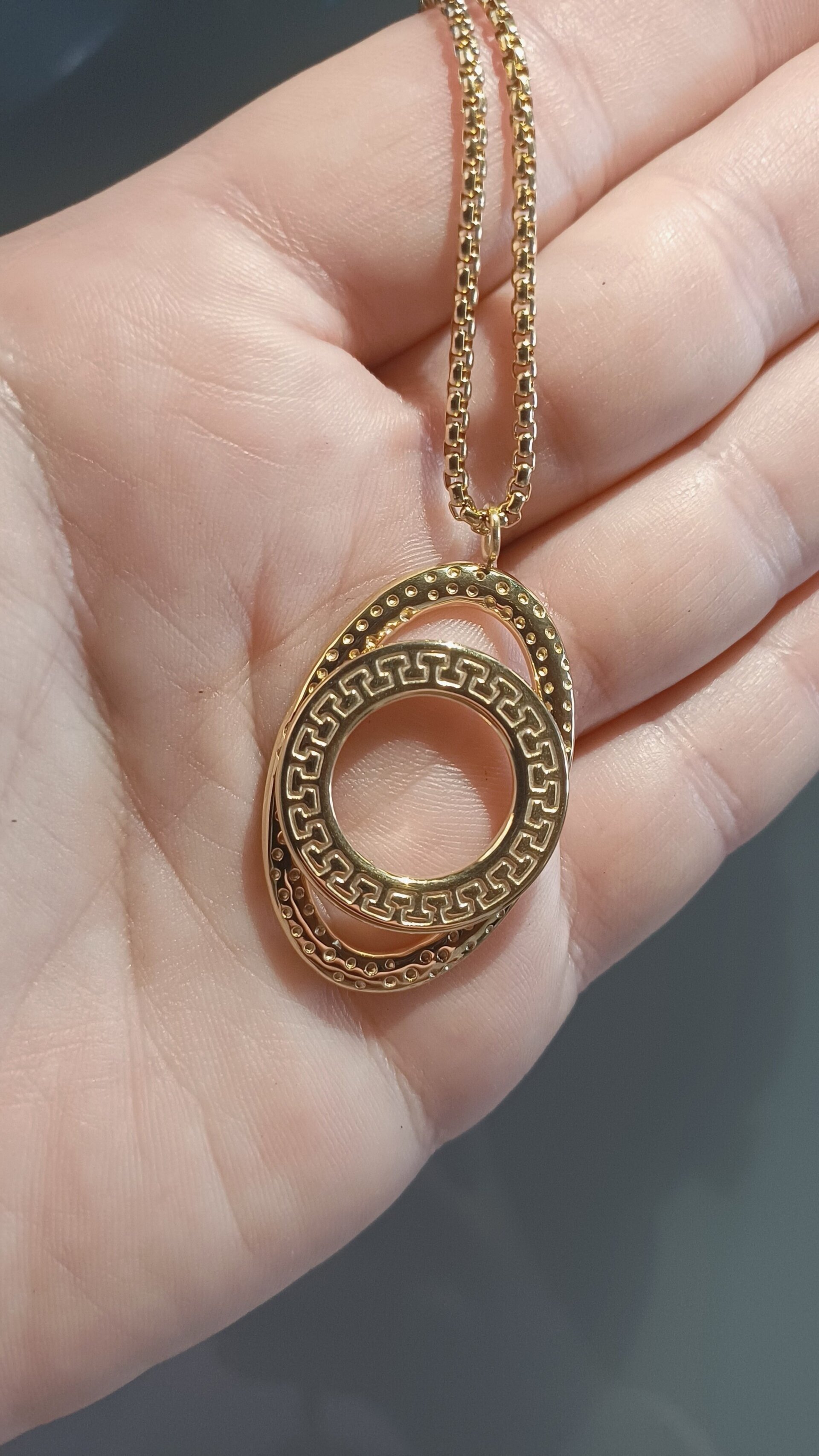 Collar Dorado Eclipse Griego – Acero Quirúrgico - 2