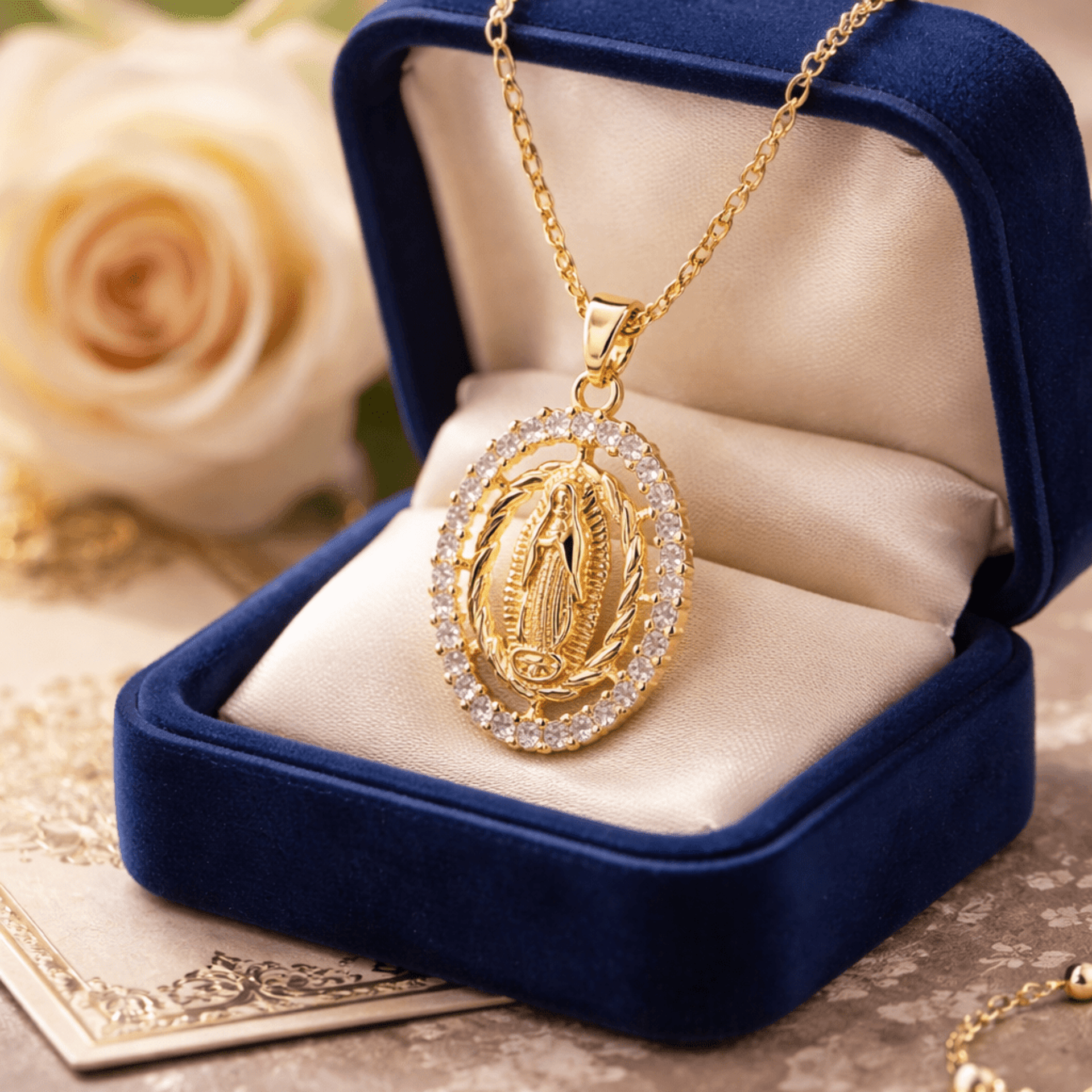 Collar Virgen de María El Collar Virgen de – Acero Quirúrgico Chapado en Oro 18K - 5