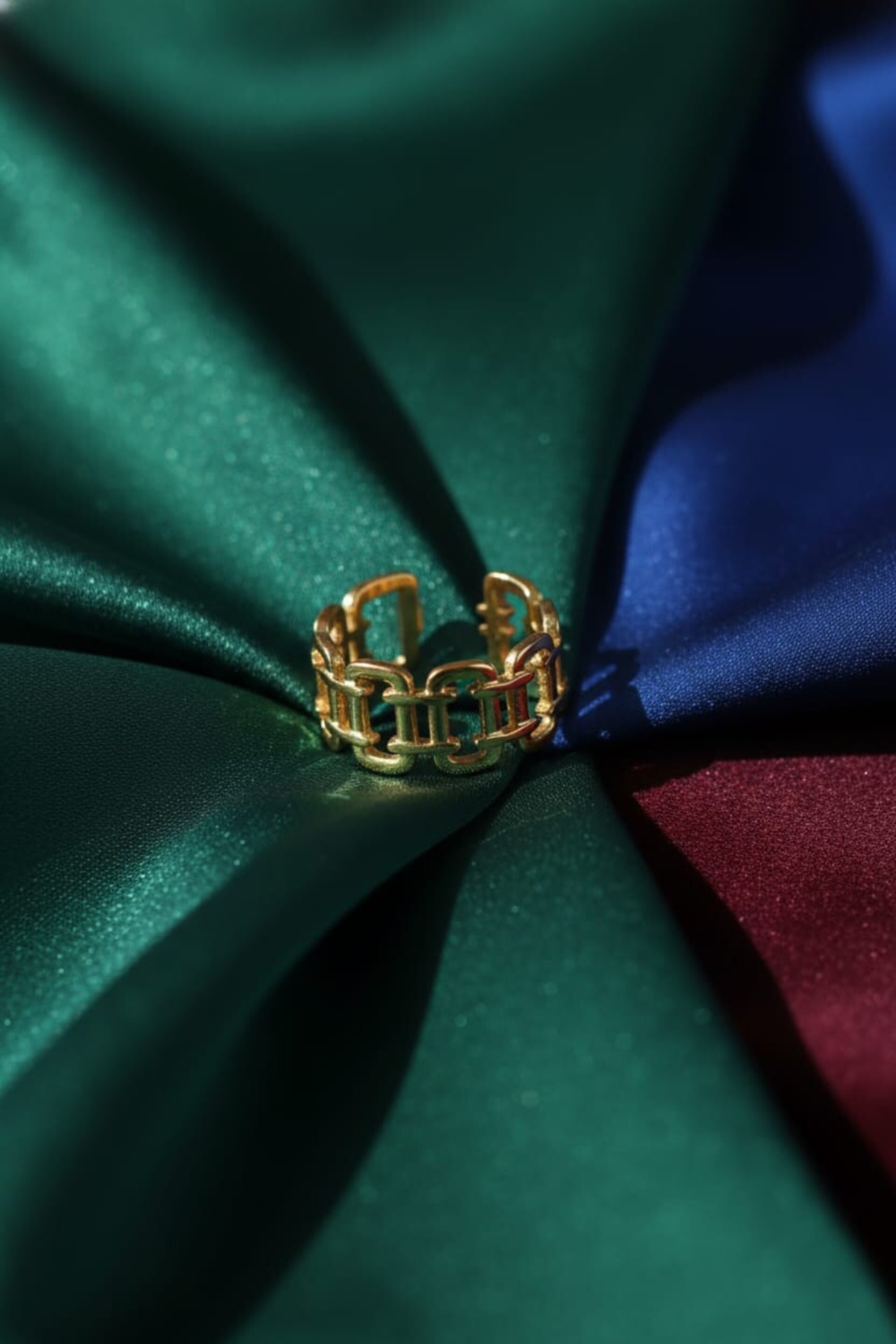 Anillo Cadena Dorada – Acero Quirúrgico - 4