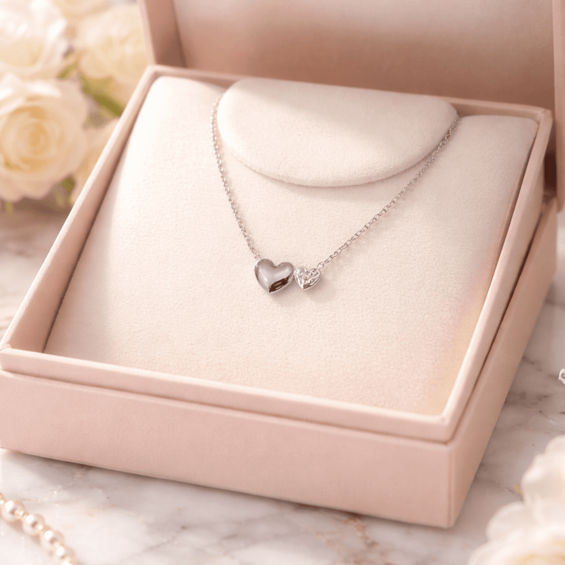 Twin Heart Shine – Collar Dos Corazones en Acero Quirúrgico 316L - 3