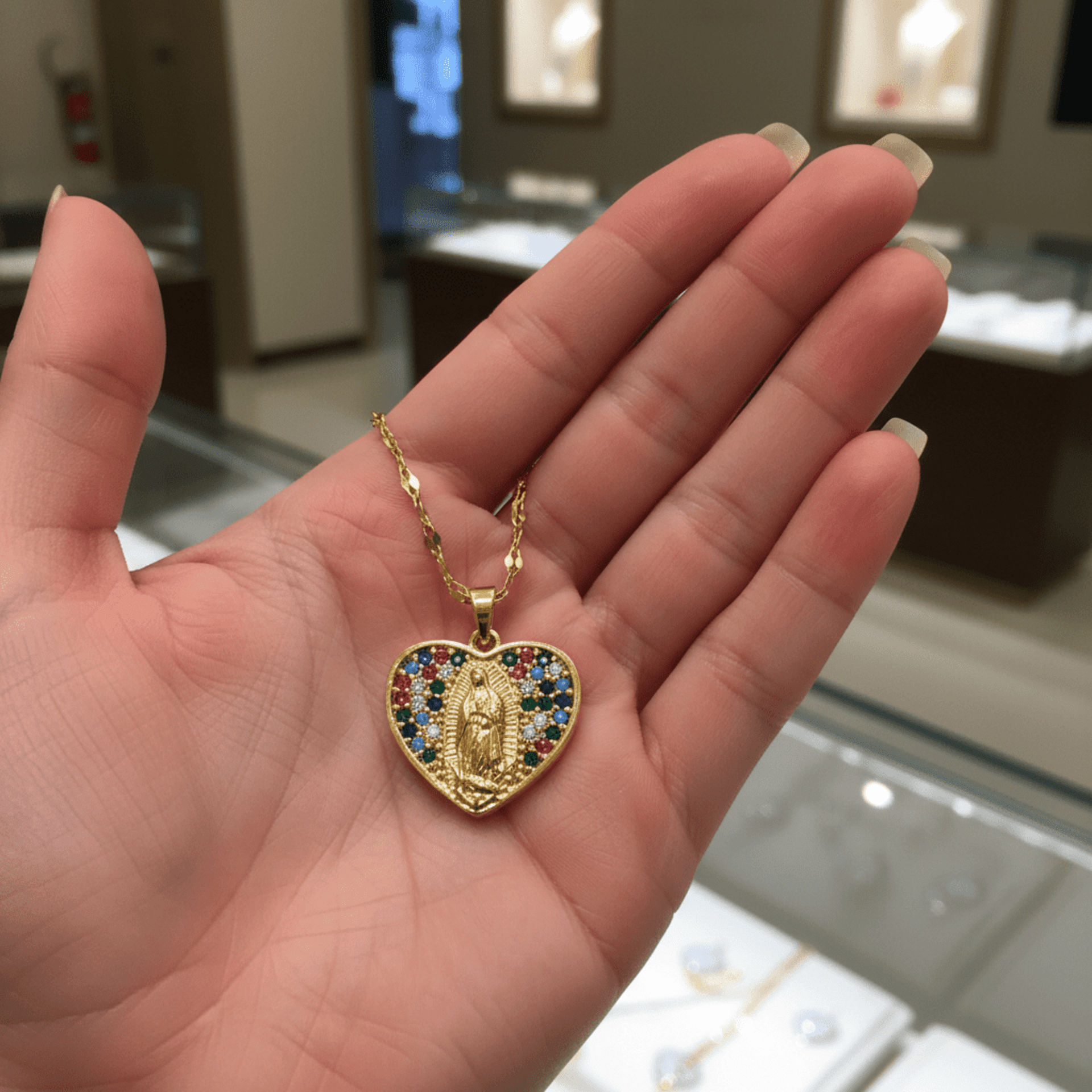 Collar Corazón Sagrado chapado en oro 18klt - 3