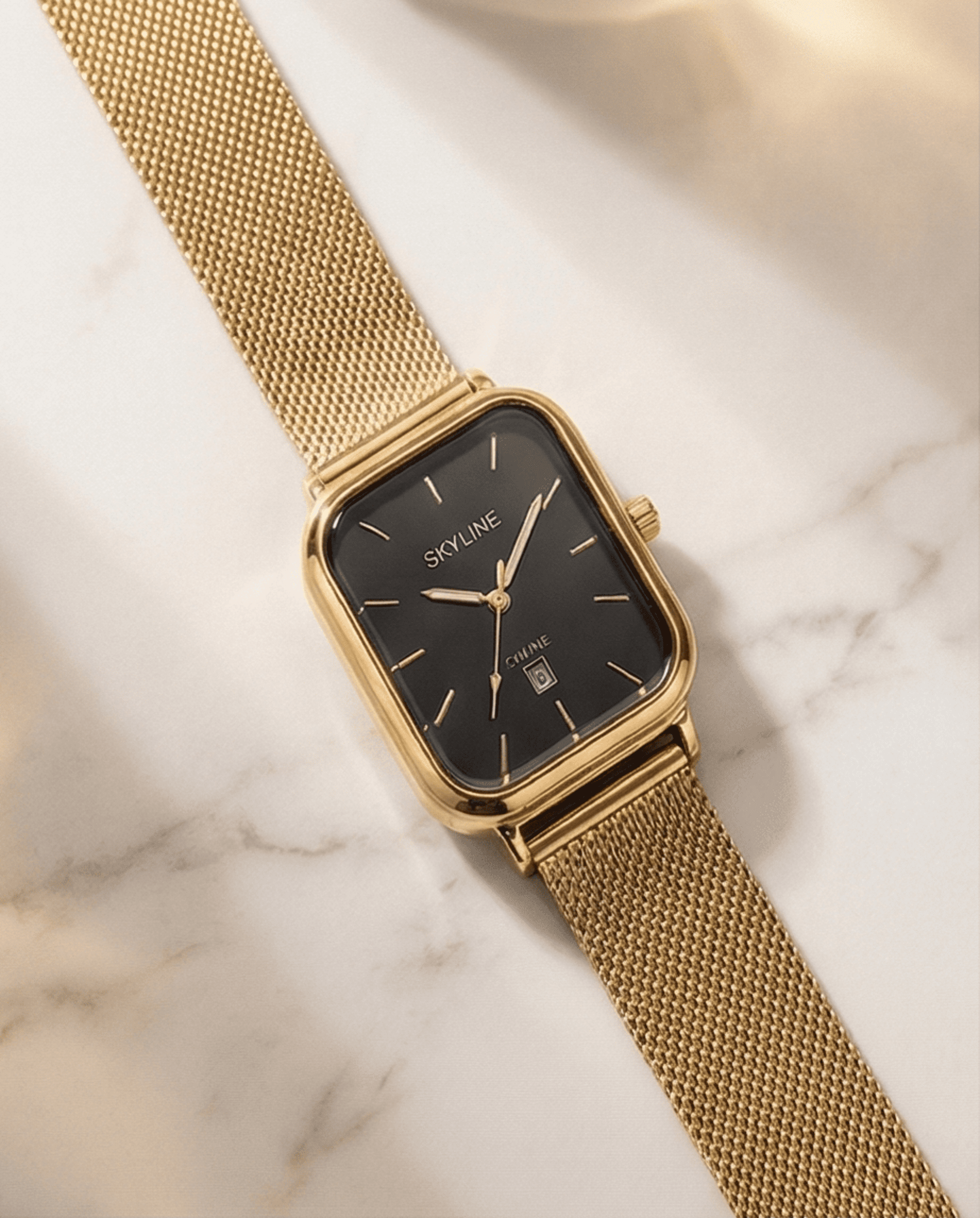 SKYLINE – Reloj de Acero Inoxidable Dorado con Esfera Negra - 4