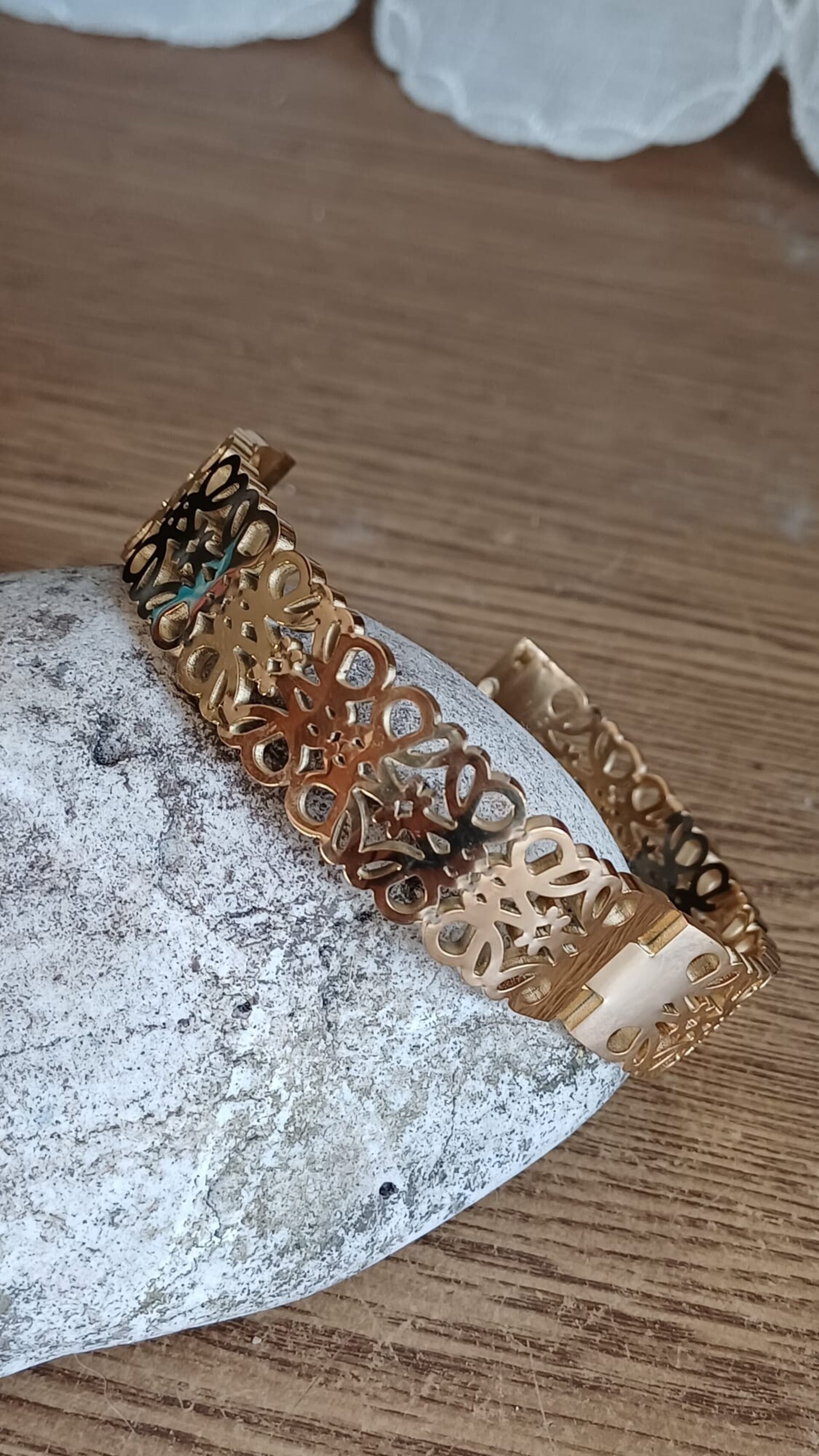 Brazalete Elaria – La belleza que nace del misterio - 2