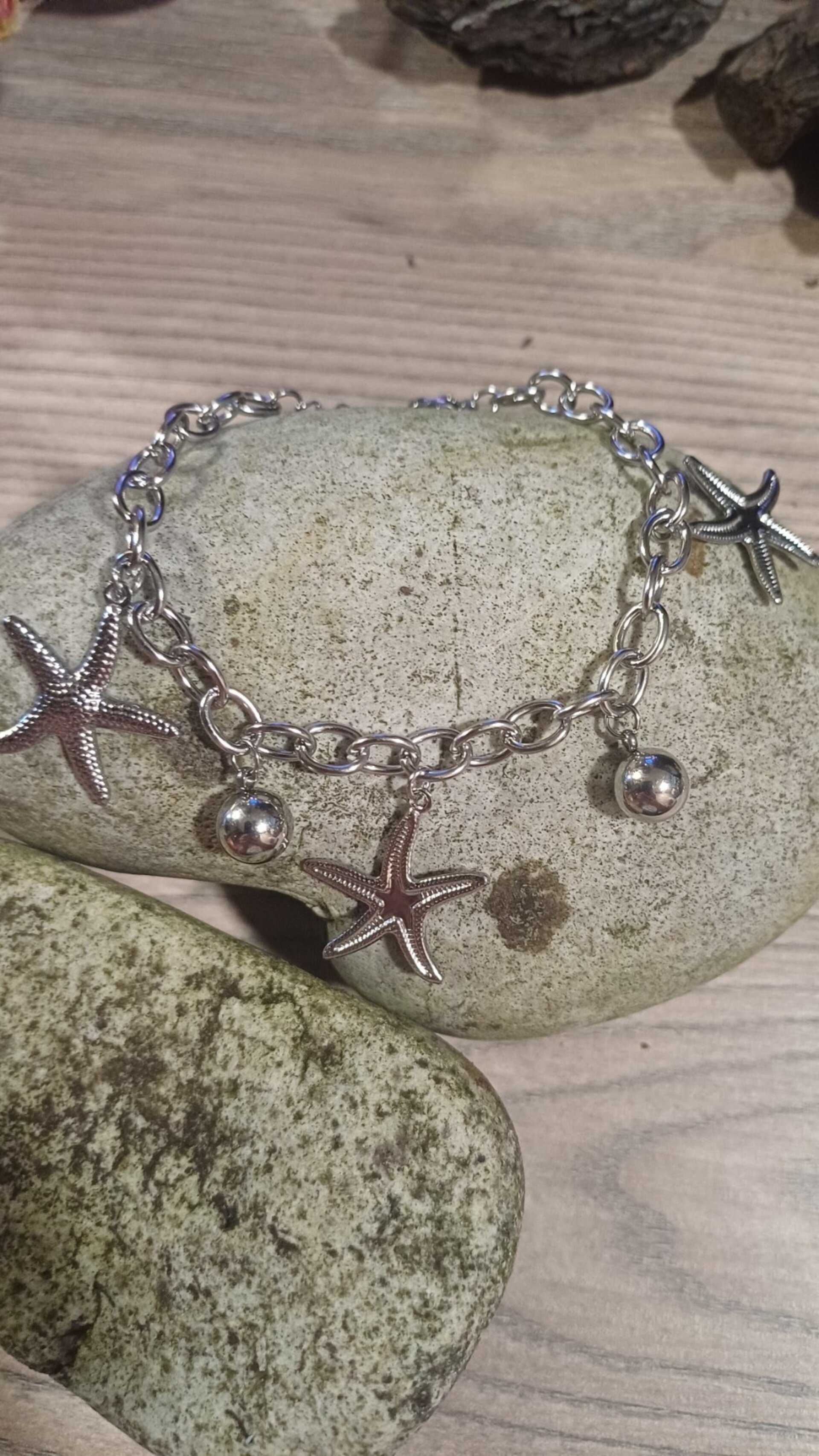 Pulsera de acero inoxidable con estrellas de mar | Estilo marino y veraniego - 1