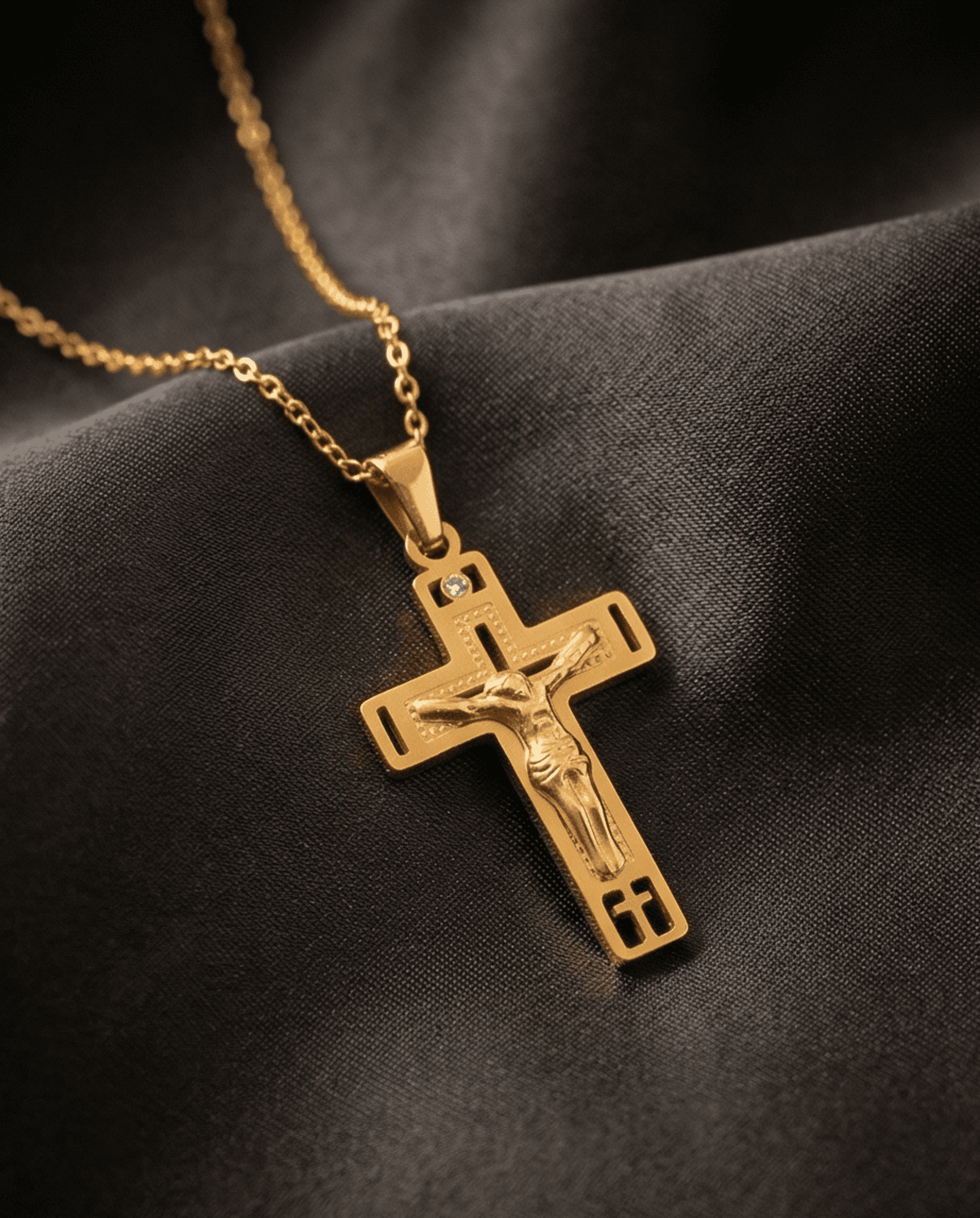 Crucifijo Moderno Luxe con Diamante – Oro 18klt - 1