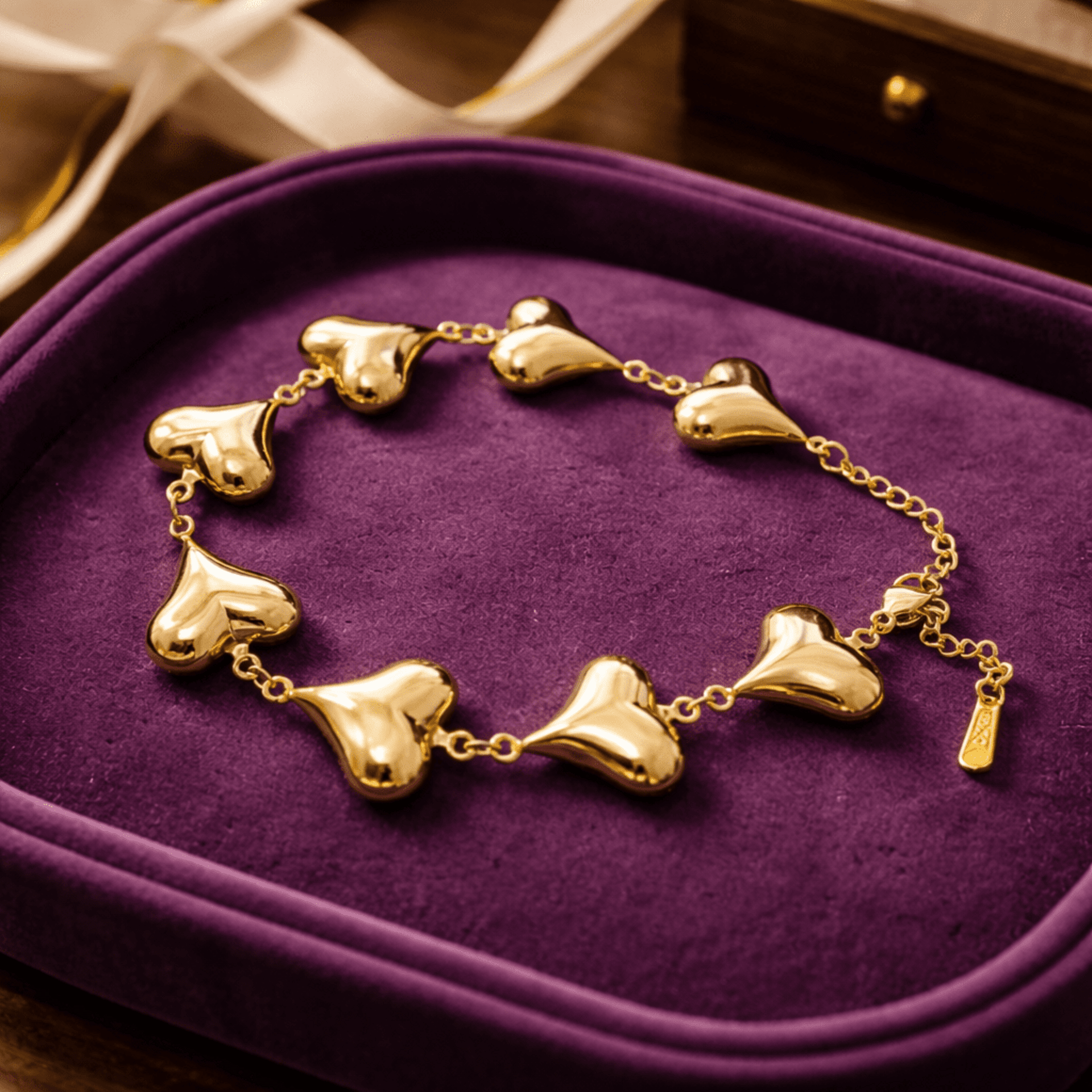 ✨ Pulsera “Golden Hearts” – Acero Quirúrgico Chapado en Oro 18K - 5