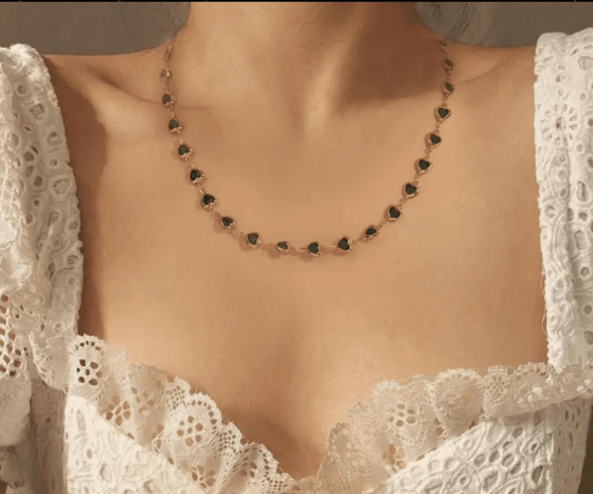 Collar Corazones Dorado Verde – Colección Amor Eterno (con pulsera a juego) - 4