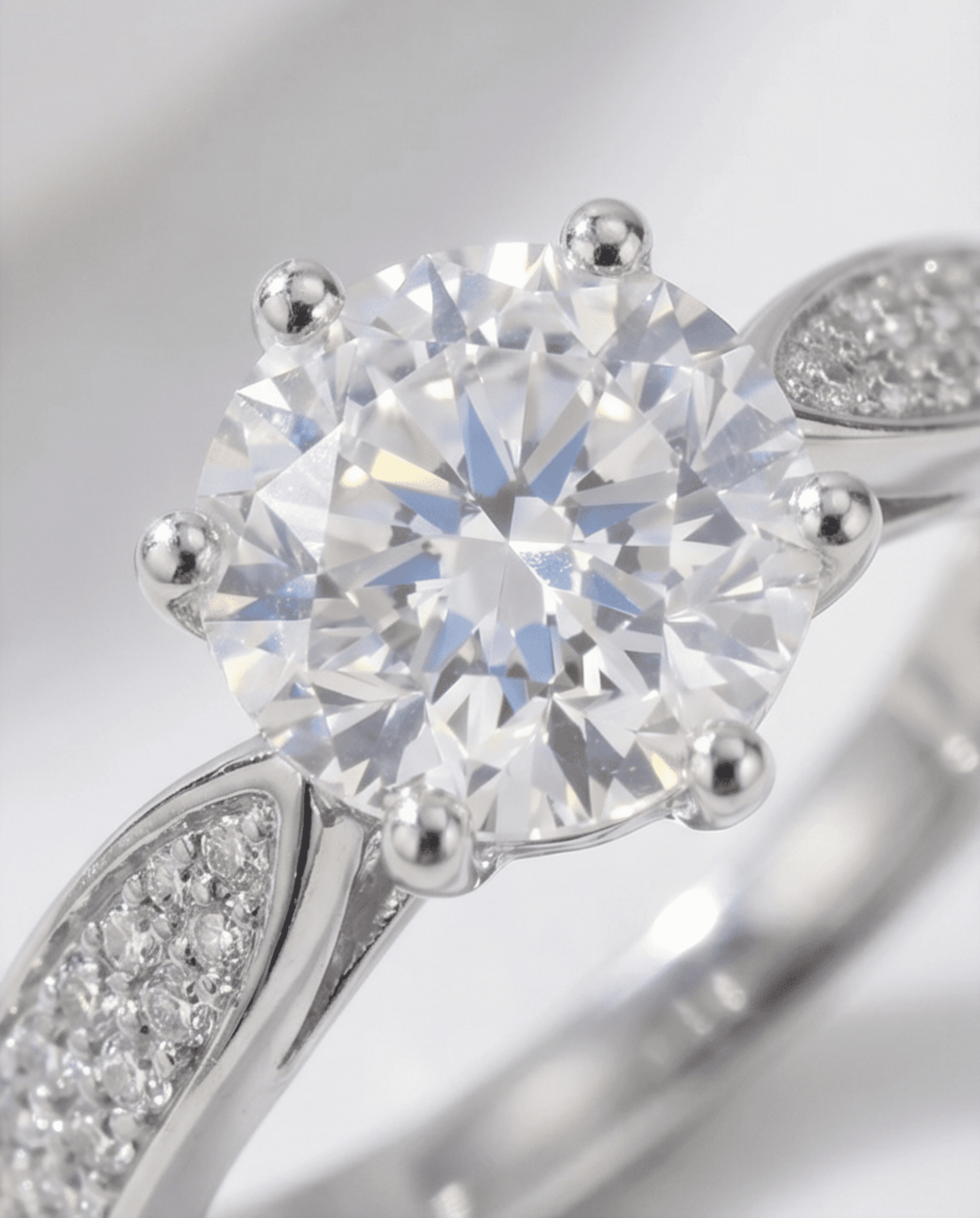 Anillo Eternal Shine – El solitario que nunca pasa de moda - 4